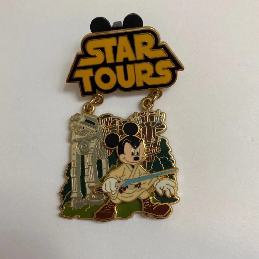 Disney pin